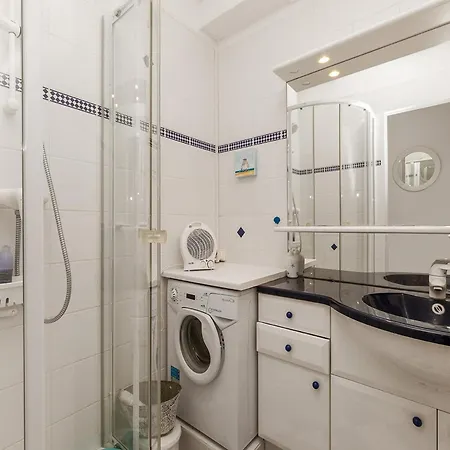 Family-friendly Apt In Appartamento Agde